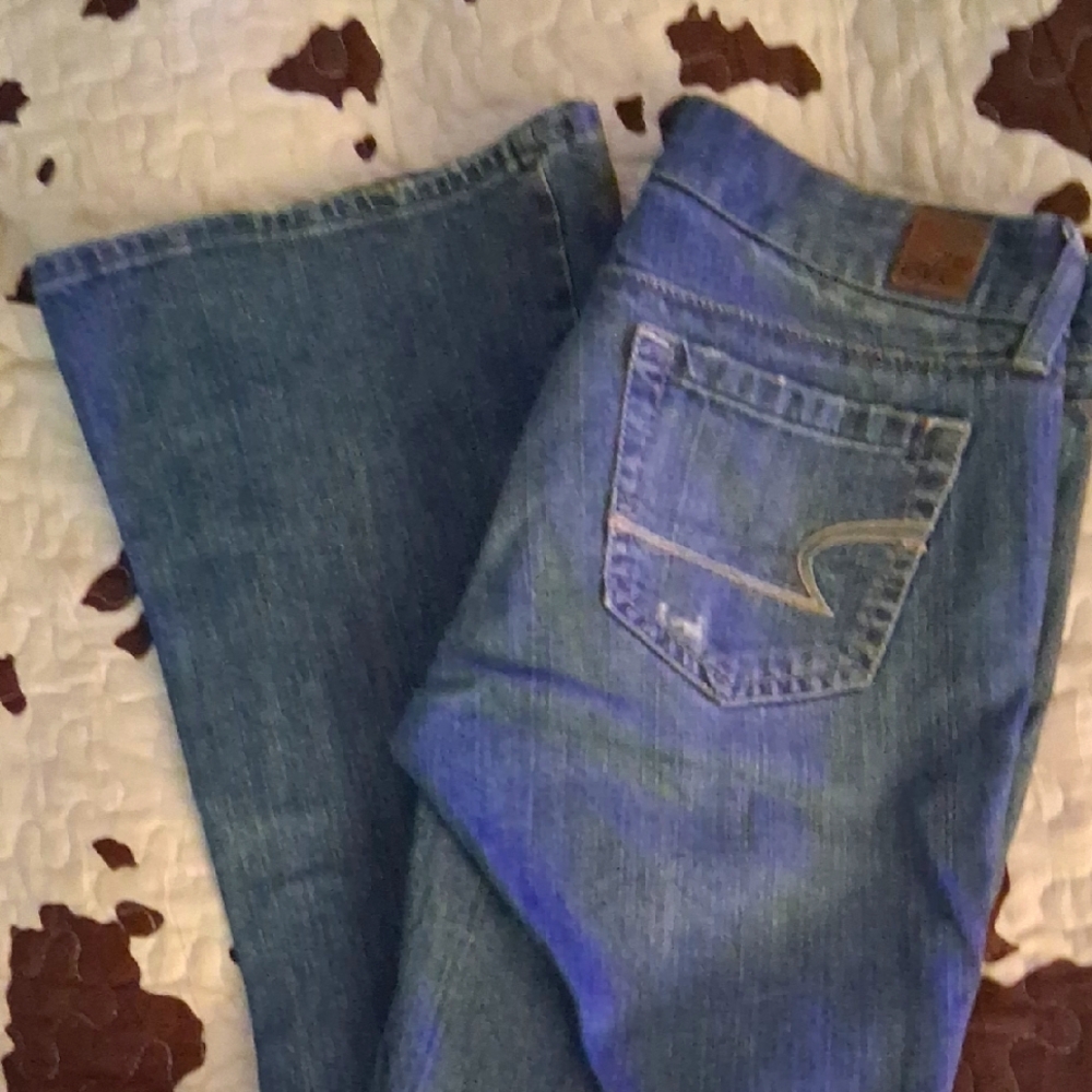 *NWOT American Eagle Real Flare Jeans